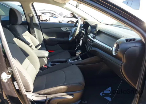 2022 Kia Forte Lxs из США, поврежденный, VIN 3KPF24AD1NE461011